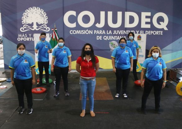 Atletas de Tiro Deportivo y Luchas Asociadas reciben uniformes de competencia