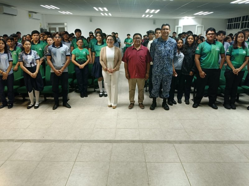Basé Aérea Militar se une a las pláticas preventivas en escuelas, realizadas por el Gobierno Municipal