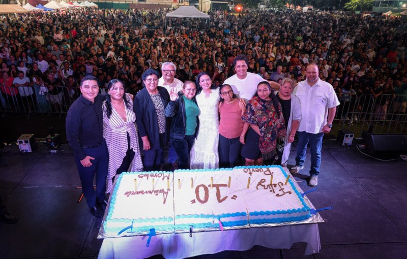 CON ESPECTACULAR NOCHE CELEBRAMOS EL 10º ANIVERSARIO DE PUERTO MORELOS: BLANCA MERARI