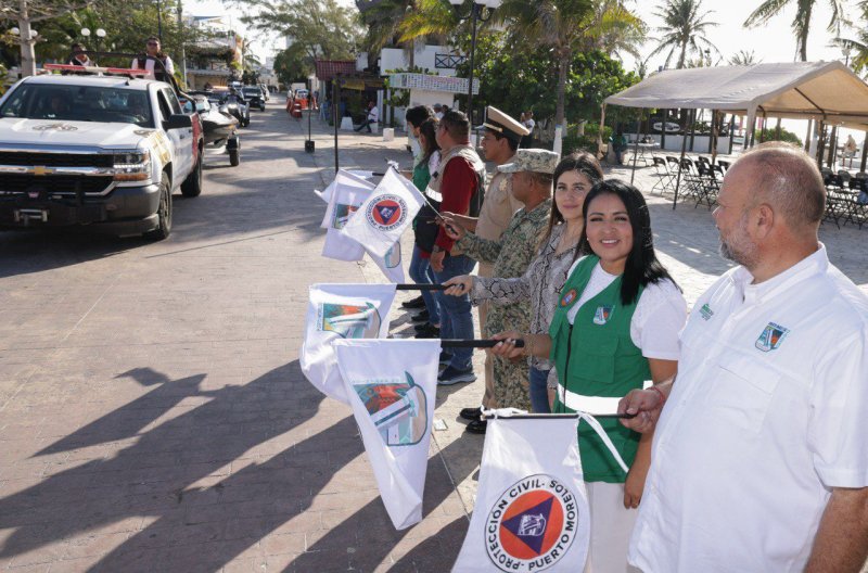 DA BLANCA MERARI BANDERAZO AL OPERATIVO VACACIONAL VERANO 2025