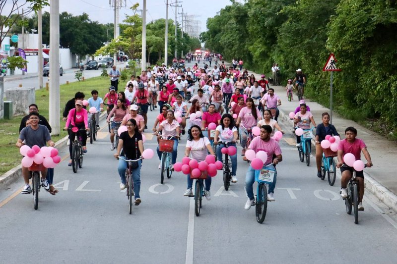 ENCABEZA BLANCA MERARI LA RODADA ROSA EN PUERTO MORELOS