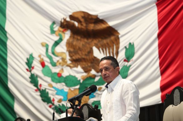 Honrar a Quintana Roo es trabajar sin descanso para vivir mejor: Carlos Joaquín