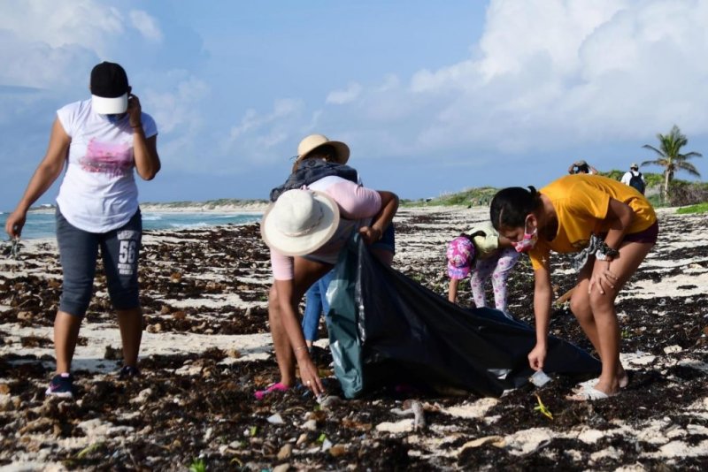La FPMC llevó a cabo la XXXVI Limpieza Internacional de Playas en Punta Sur
