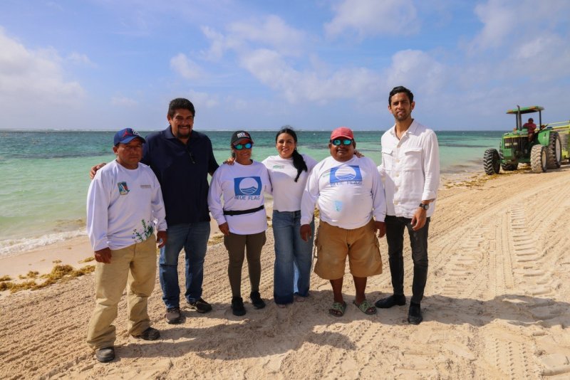 MANTIENE BLANCA MERARI ACCIONES PERMANENTES PARA EL COMBATE AL SARGAZO EN PLAYAS DE PUERTO MORELOS