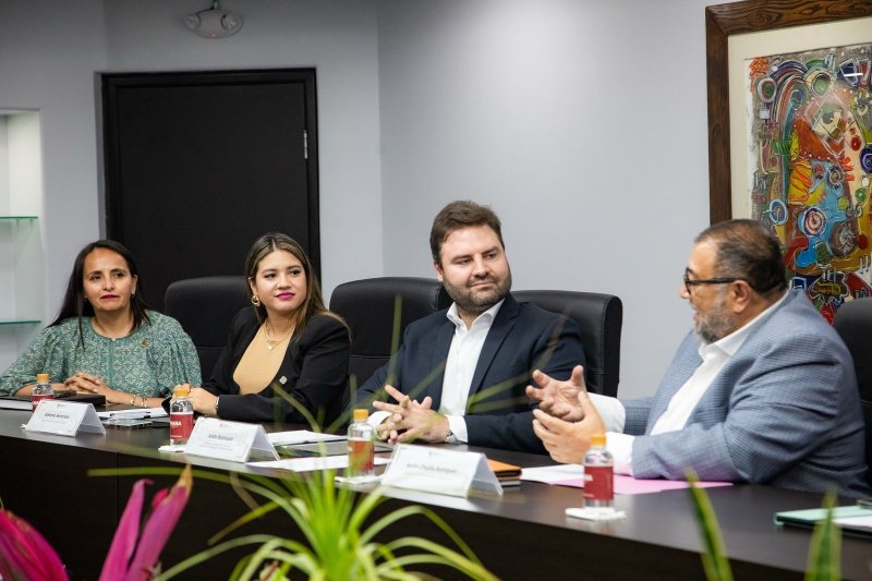 Playa del Carmen y Tijuana exploran alianza estratégica para detonar desarrollo binacional