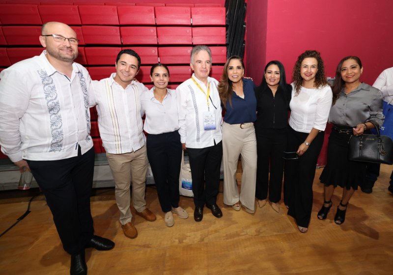 PRESENTE BLANCA MERARI EN EL XXXVIII CONGRESO ANUAL AMEI INAUGURADO POR LA GOBERNADORA MARA LEZAMA