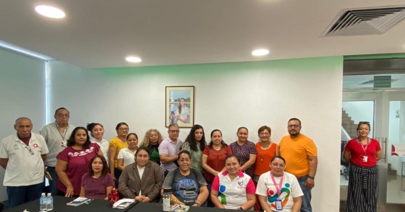 SEDE – DIF Quintana Roo ofrece charla de sensibilización sobre violencia contra las mujeres a personal de la SEDE