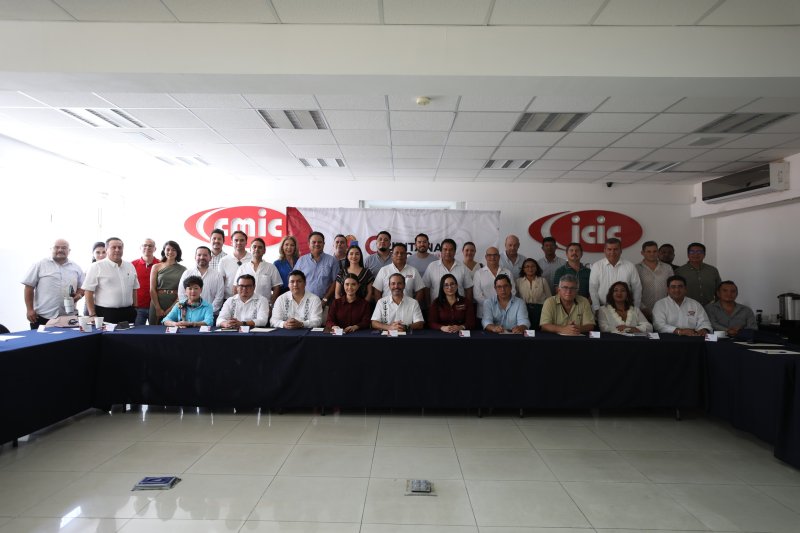 SEDE – Impulsan diálogo con el sector empresarial para fortalecer el corredor industrial de Quintana Roo