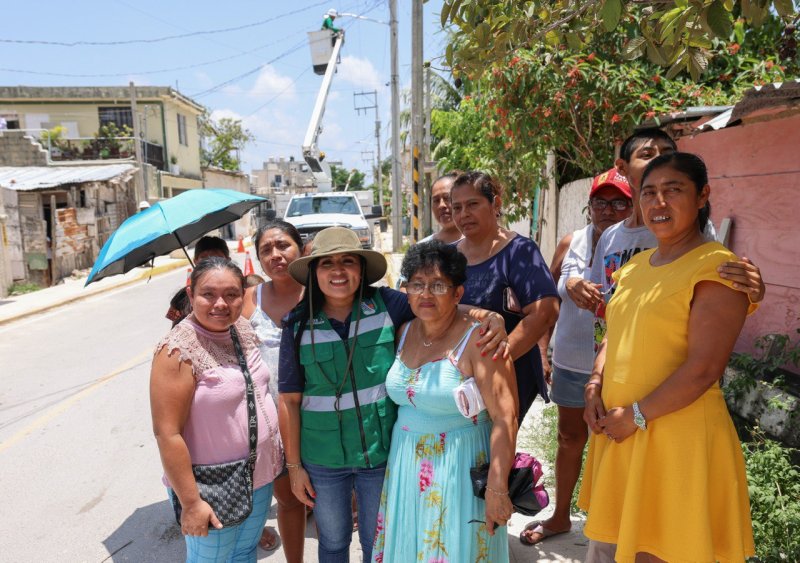 SUPERVISA BLANCA MERARI ACCIONES DE LIMPIEZA EN LA COLONIA LA FE
