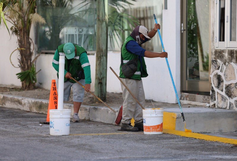 SUPERVISA BLANCA MERARI MANTENIMIENTO EN ACCESOS A PLAYAS PÚBLICAS