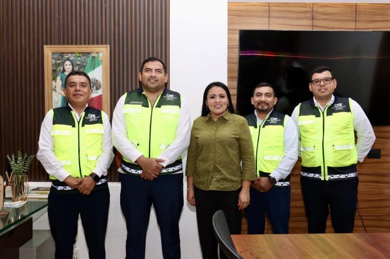 TRABAJAMOS CON CFE PARA MEJORAR ELECTRIFICACIÓN DE PUERTO MORELOS: BLANCA MERARI