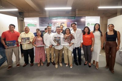 ¡PUERTO MORELOS RESCATA SU HISTORIA! BLANCA MERARI PRESENTA LIBRO CON LAS MEMORIAS DE LOS PRIMEROS 10 AÑOS DEL MUNICIPIO